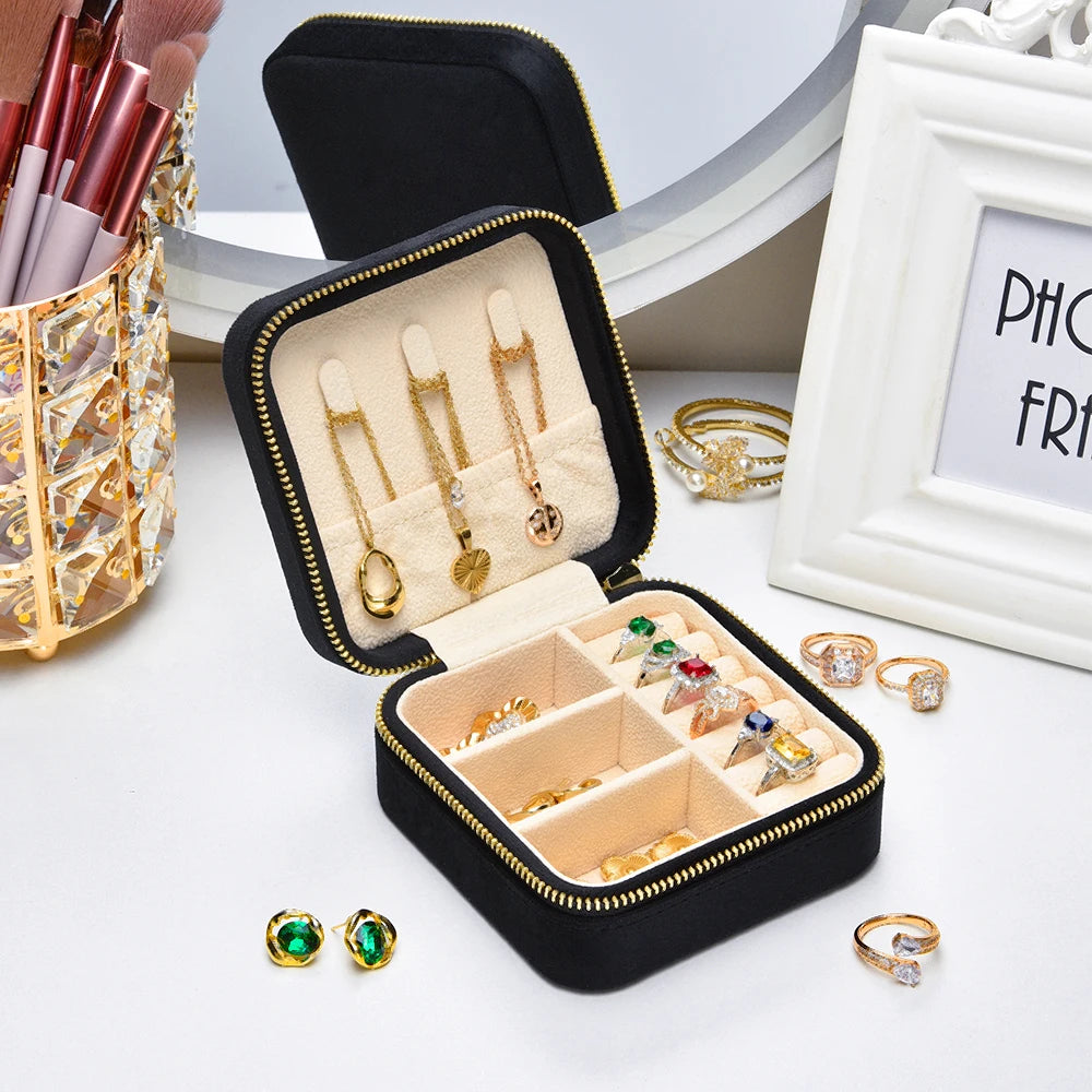 TAIMY Luxury Velvet Jewelry Box Mini Portable Travel Personalise Custom Logo Jewellery Box Square Ring Earrings Storage Case