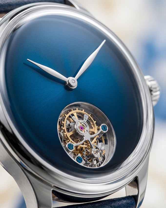 Watch gallery image