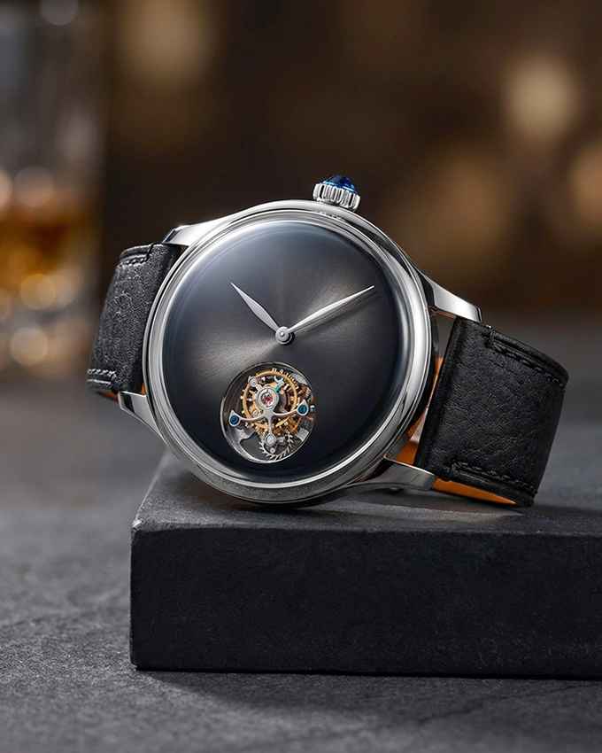 Watch gallery image