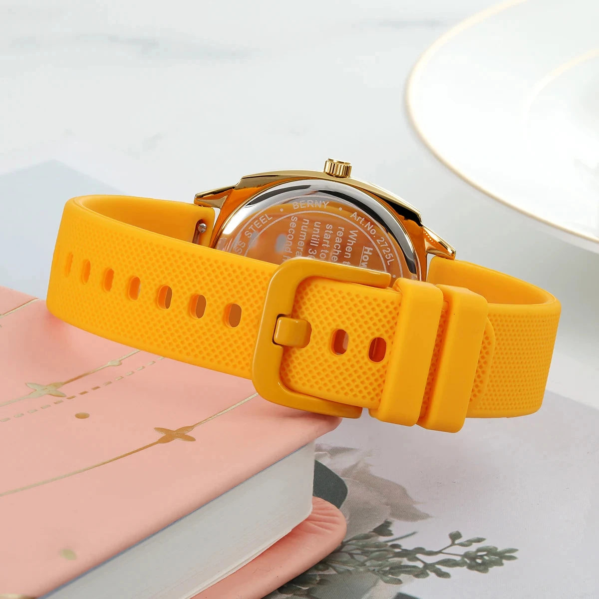 BERNY Nurse Women’s Watch – Easy-Read Quartz, Luminous & Waterproof