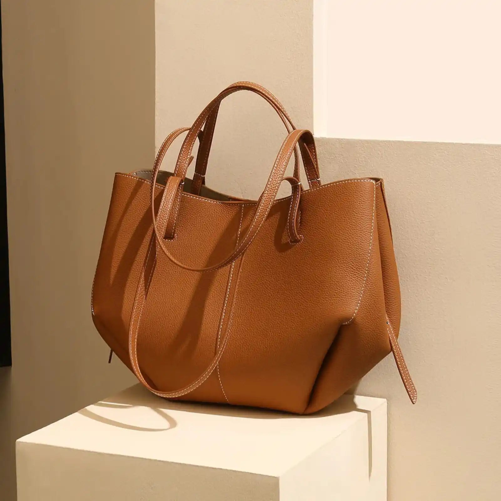 Genuine Leather Shoulder Tote for Work & Travel – detail image 9