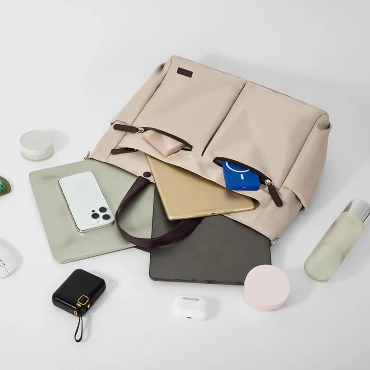 Nylon Commuter Laptop Shoulder Bag – product image 12