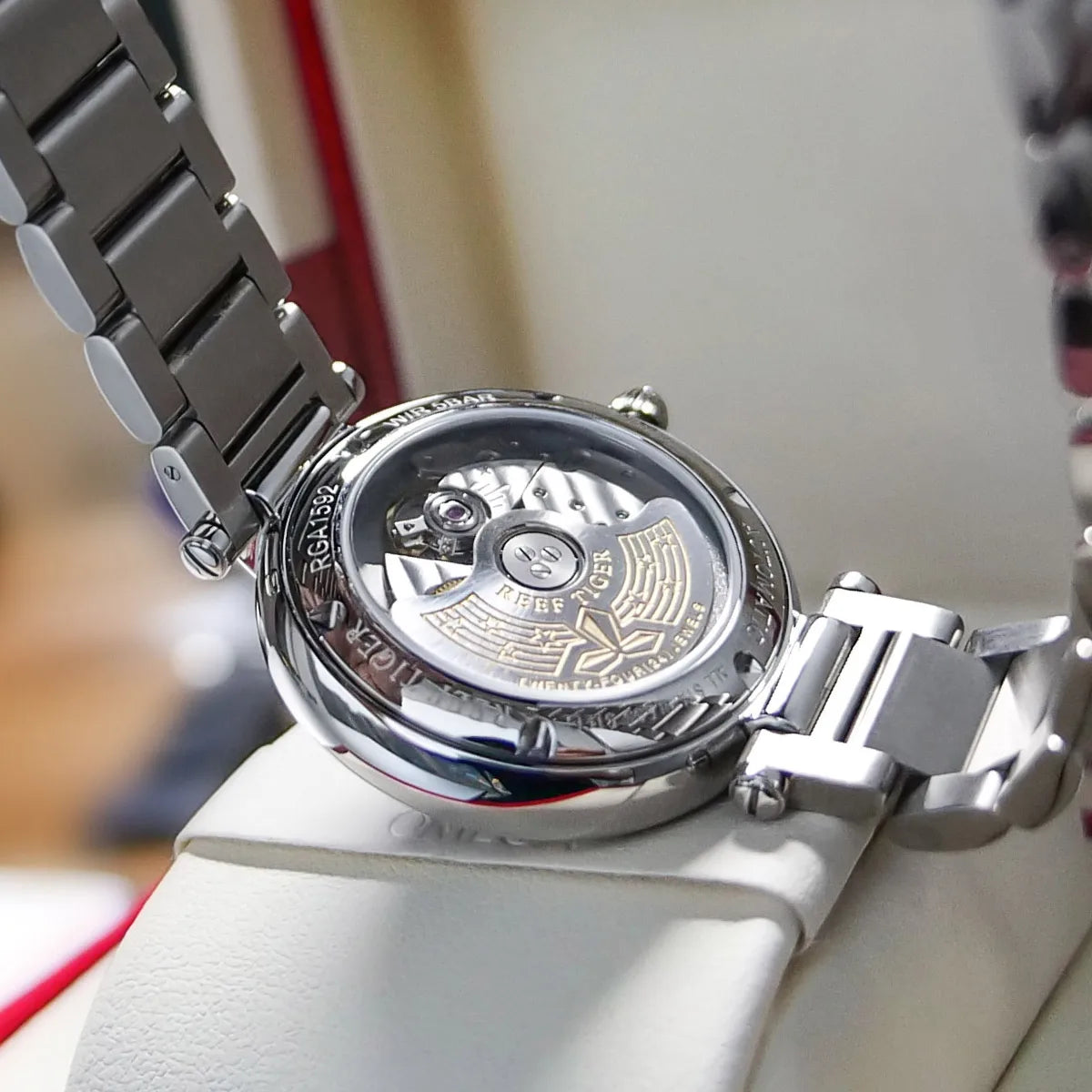 Reef Tiger RGA1592 Women’s Automatic Diamond Watch – White Dial Smash Price Shop Women's Watch