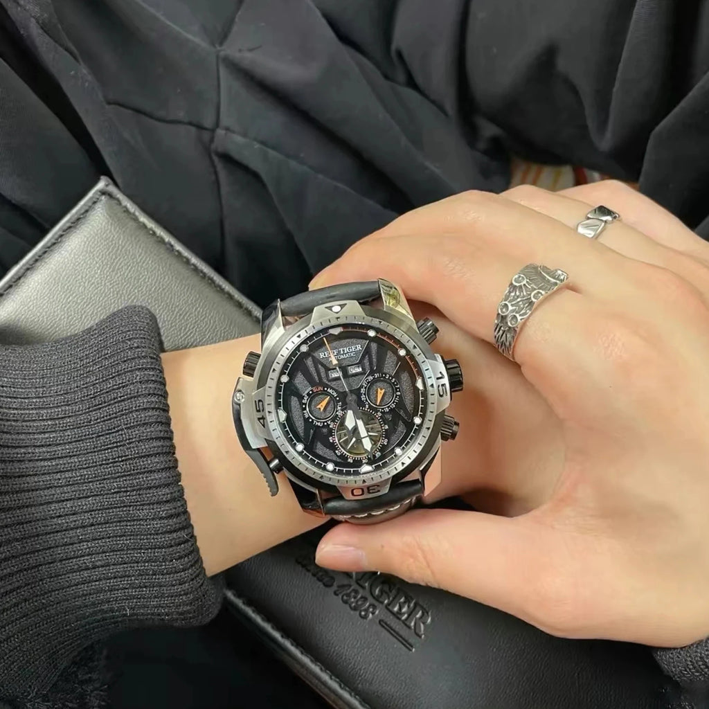 Reef Tiger RGA3532 Men’s Sport Watch - 10BAR Auto