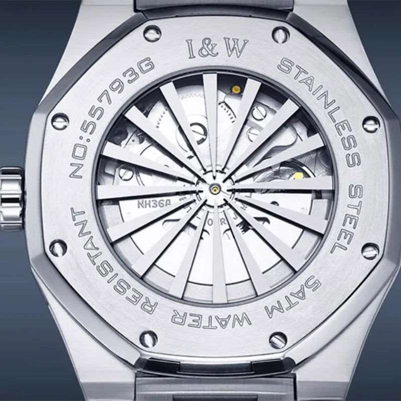 SPS - CARNIVAL Luxury Business Watch