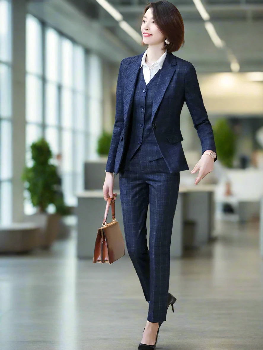 SPS - Plaid Women's 3-Piece Business Suit